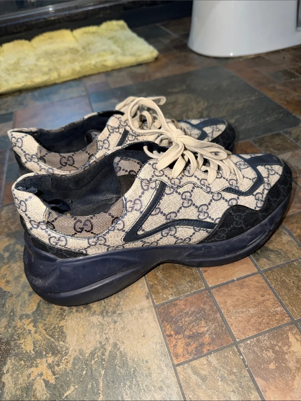 Gucci Beige Canvas GG Logo Sneakers with Navy Trim